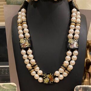 Japan Pearl and Black Square Painted Glass Floral Necklace